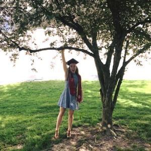 Meet your Posher, Brooke